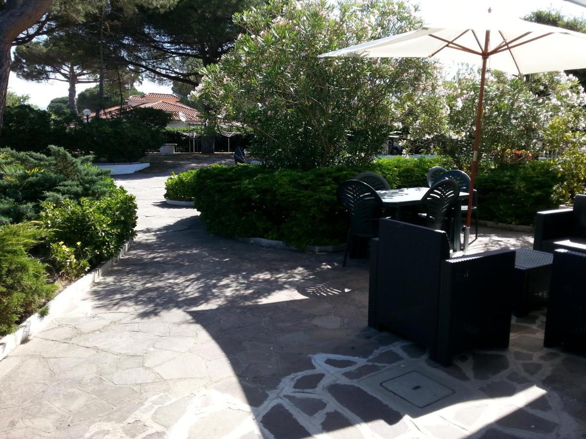 Appartamento In Villa Valentini, Fronte Mare, Giardino E Parcheggio Privato, Wifi, Dotato Di Tutti I Confort, Nel Golfo Di Gaeta مينتورنو المظهر الخارجي الصورة