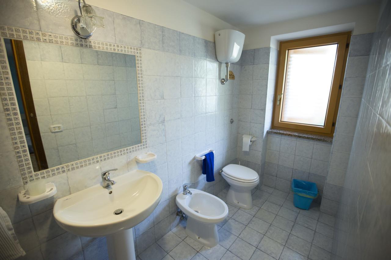 Appartamento In Villa Valentini, Fronte Mare, Giardino E Parcheggio Privato, Wifi, Dotato Di Tutti I Confort, Nel Golfo Di Gaeta مينتورنو المظهر الخارجي الصورة